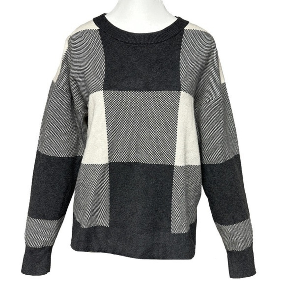 Tahari Soft Wide Check Plaid Knit Sweater Gray White Cottage Ranch Holiday Sz L - Picture 2 of 9